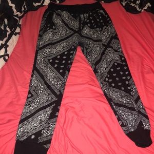 Black bandana joggers